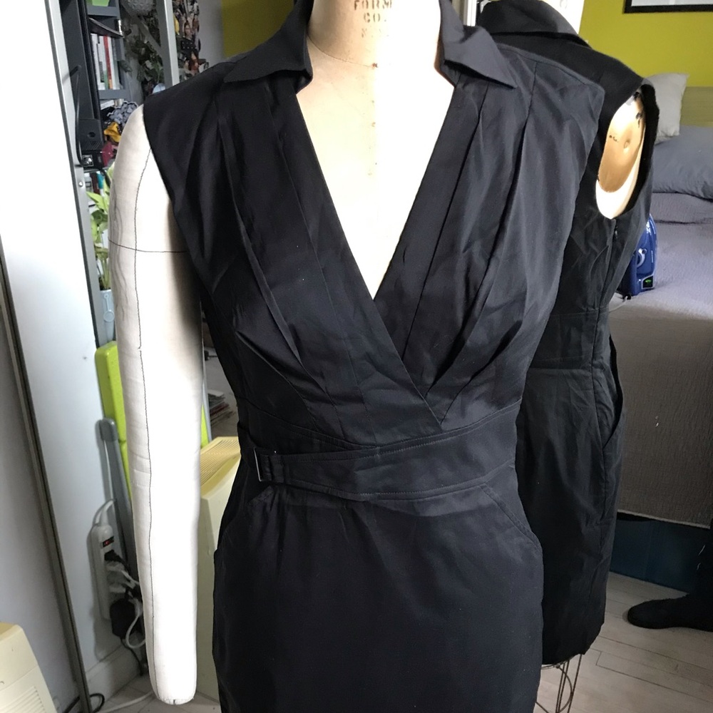 Ann Taylor sleeveless dress